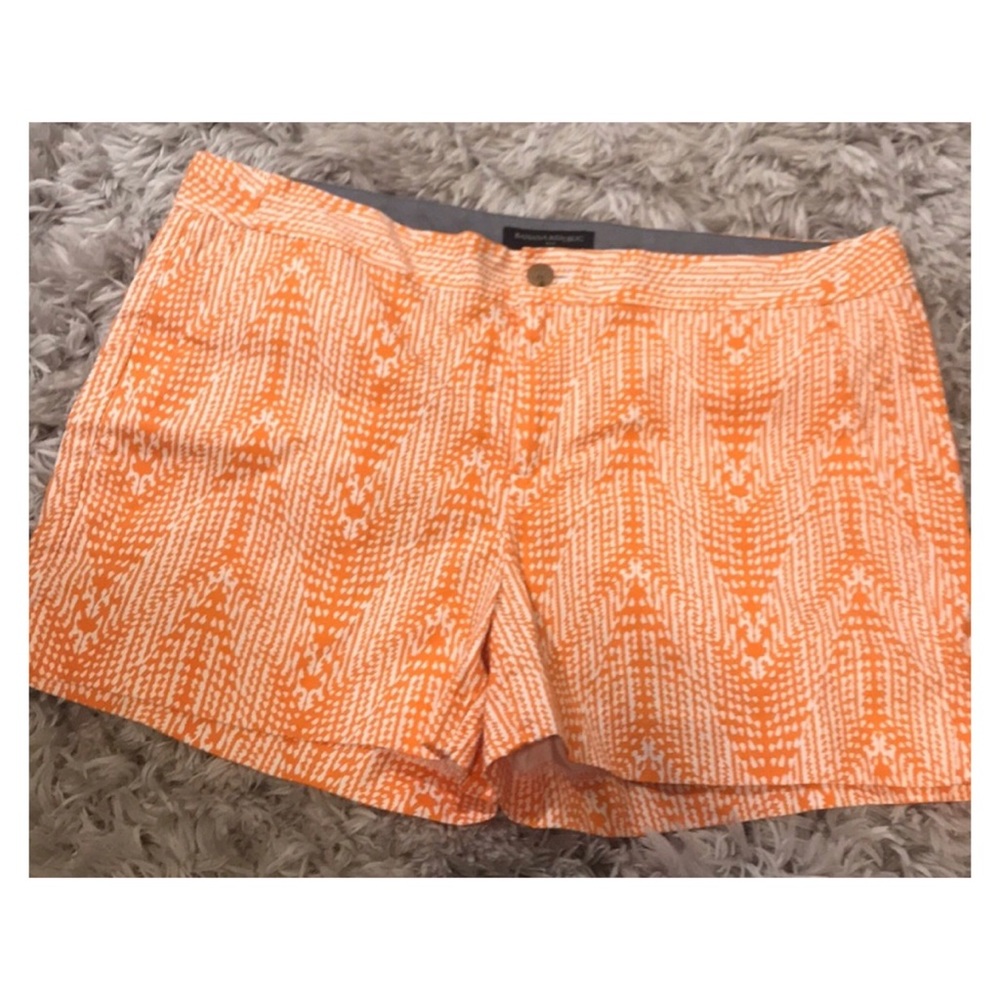Banana Republic Orange and White Patterned Women's Shorts